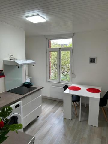 Richelieu 2 Chez Adrien Lägenhet Saint-Quentin  Exteriör bild